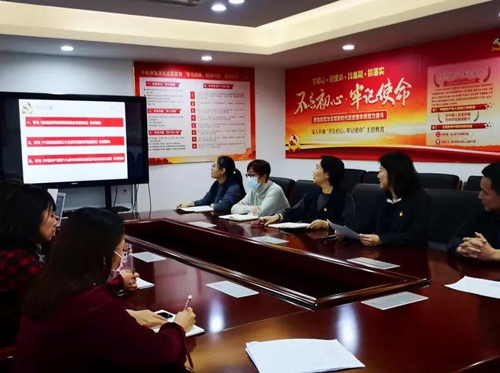 �ڲ�����Ϸ������(�й�)רҵ����,����Ϊ��