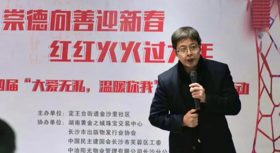 c134a0d15a3e41f8aabaf379287c7bb2