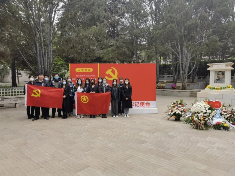 �ڲ�����Ϸ������(�й�)רҵ����,����Ϊ��