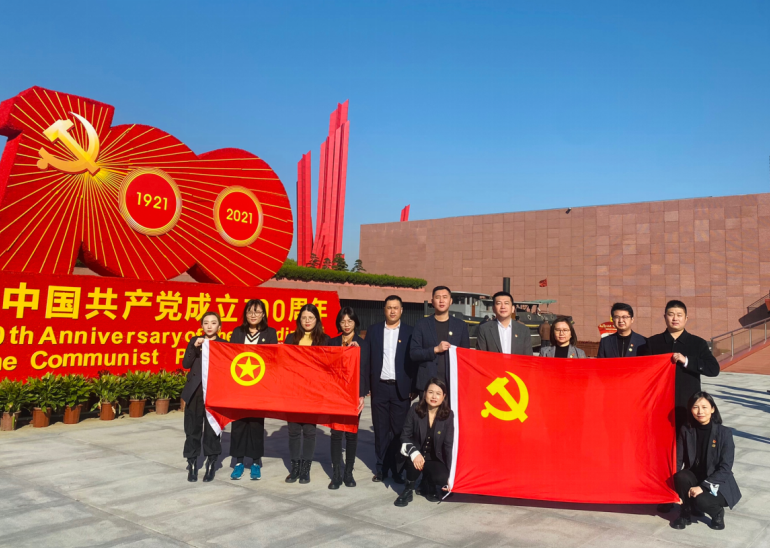 �ڲ�����Ϸ������(�й�)רҵ����,����Ϊ��