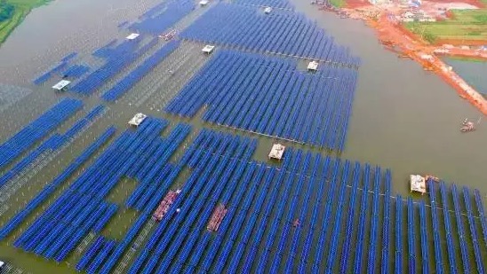 震撼——亚洲最大单体120MW渔光互补项目并网 PP电子5金狮科技
